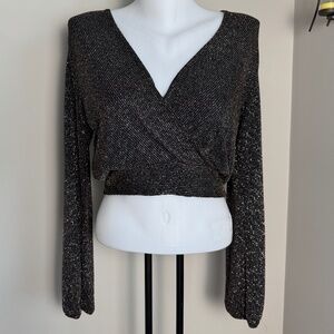 Chocolate Women's Long Sleeve Metallic Glitter Crossover Crop Top V-Neck Black M